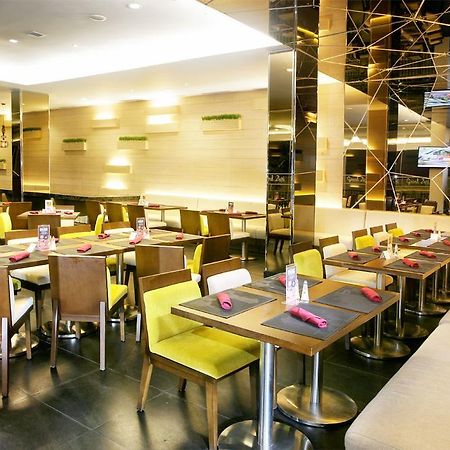Hotel Grand Zuri Muara Enim Экстерьер фото