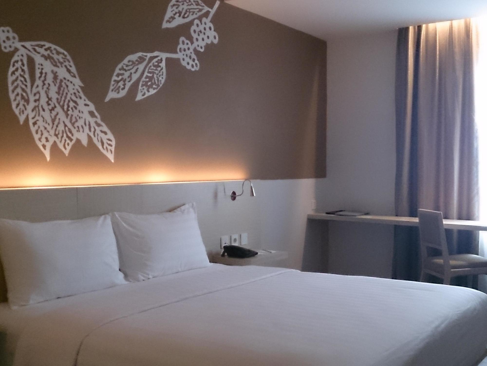Hotel Grand Zuri Muara Enim Экстерьер фото