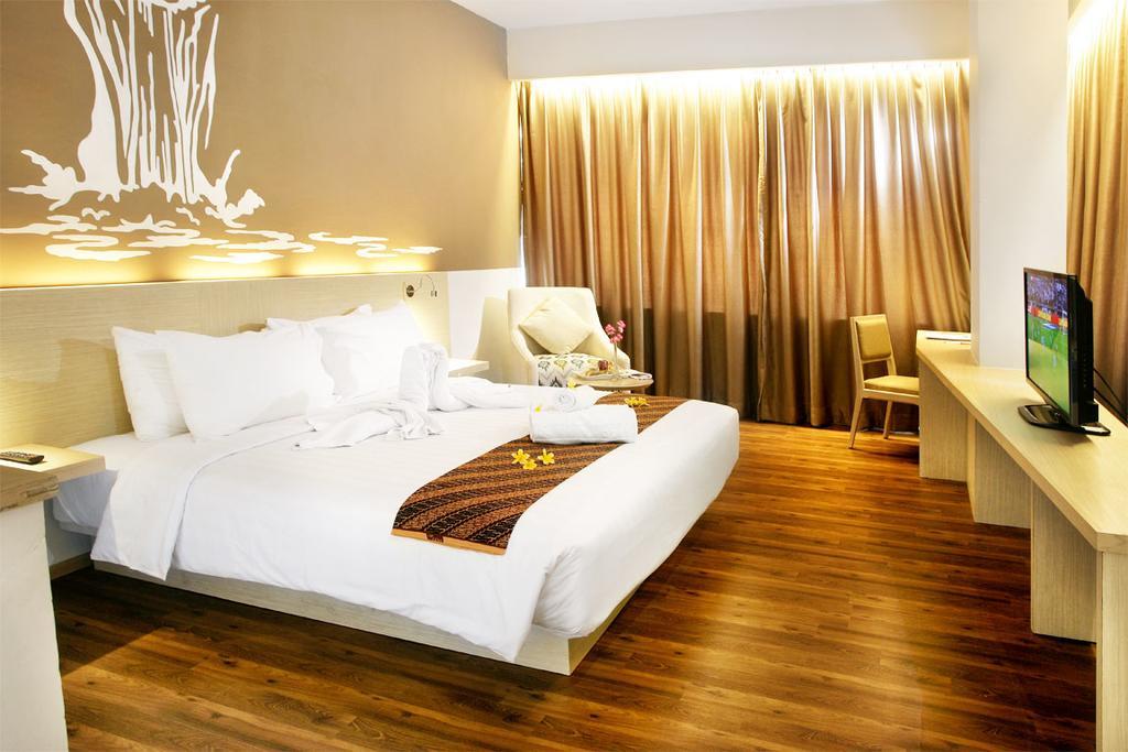 Hotel Grand Zuri Muara Enim Экстерьер фото